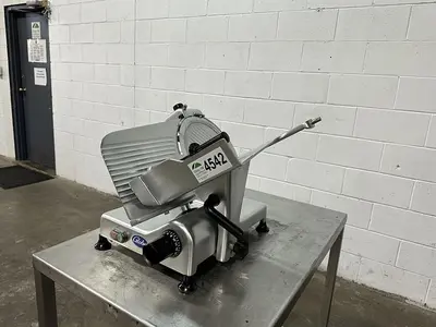 USED GLOBE G12