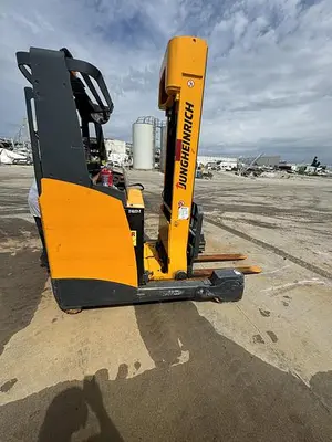 USED 2013 JUNHEINRICH ETV 325