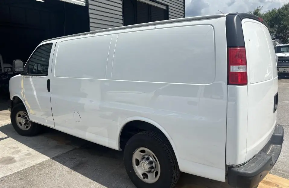 USED 2021 CHEVROLET EXPRESS 2500
