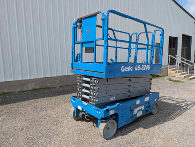 USED 2018 Genie GS-3246