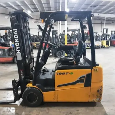 USED 2017 HYUNDAI 18BT-9
