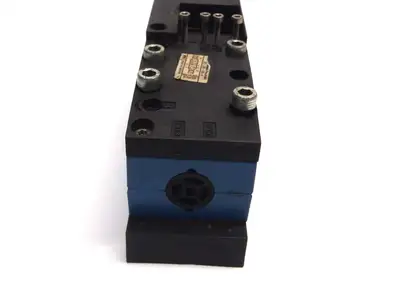 Used Rexroth Pneumatic Solenoid Valve 24VDC Max 10 Bar 01w25 Solenoid Valves Michigan US | Maverick Industrial Sales #1475142