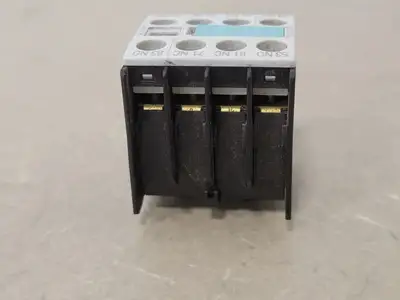 NEW SIEMENS 3RH1911-1FA22