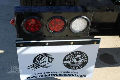 New | in-Stock 2027 MACK MD7 Rolloff Trucks Texas US | Roll Off Truck World #1491884