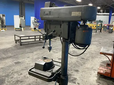 Used DELTA ROCKWELL 17600 Heavy Duty & Sensitive Single Spindle Drills Ohio US | HGR 24 #1419769