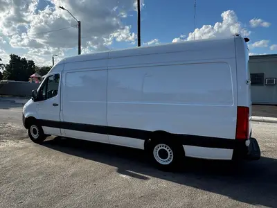 Used 2019 FREIGHTLINER SPRINTER Vans Florida US | Truck and Van Outlet #1509215