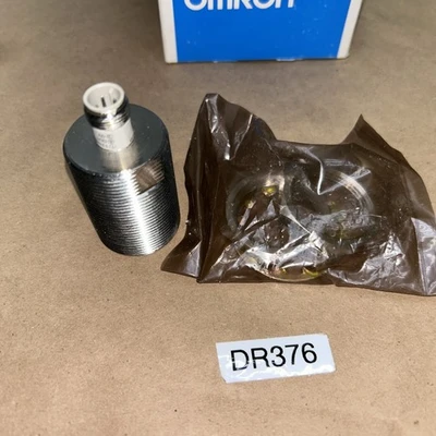 NEW Omron E2EGX10B1M1