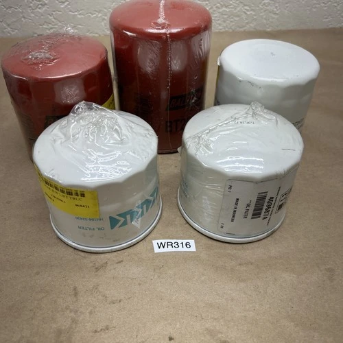 Lot Of 5 Assorted Oil Filters See Photos & Description For P/N's Fast Shipping!