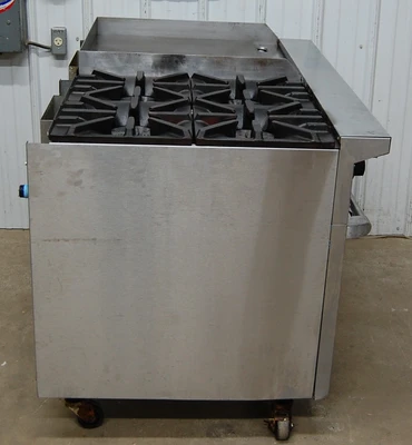 142-1119 US Range Natural Gas 4 Burner Range-Griddle w Double Oven