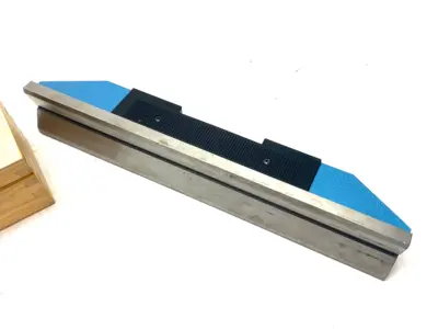 USED STIEFELMAYER, HOFFMANN GROUP SHAFT SPIRIT LEVEL, BASE LENGTH×ACCURACY: 300/2 MM