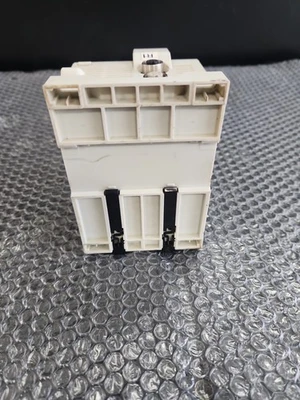 USED KEYENCE PJ-V90