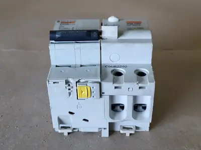 Used MERLIN GERIN C60N Switchgears British Columbia CA | Lenmark #239037