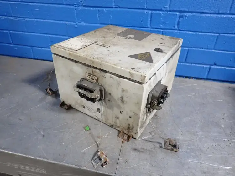 Used 2014 INDICON CORPORATION _UNKNOWN_ Electrical Boxes Ohio US | HGR 24 #879610