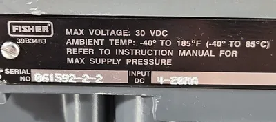 Fisher FIELDVUE DVC6010 Valve Positioner with 32-24588C. Loc 6E