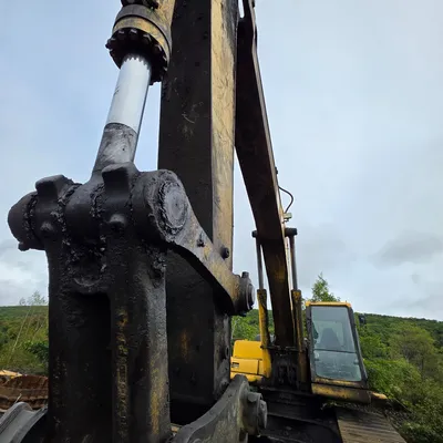 2000 KOMATSU PC400LC-6LM Excavator | Iron Listing (36)