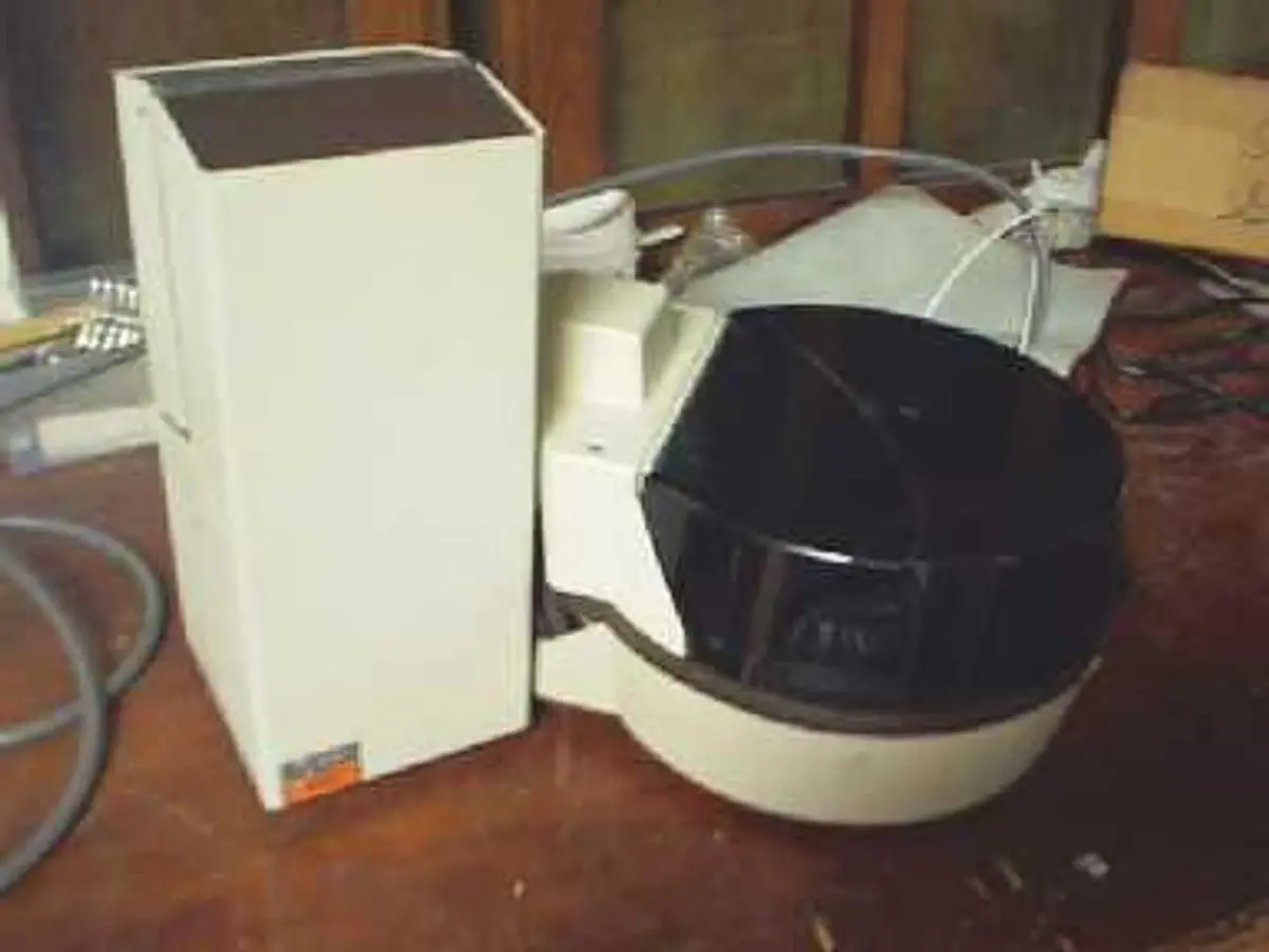 Used VARIAN CP-8410 Lab Autosamplers Texas US | Bamko Surplus Process Equipment #940524