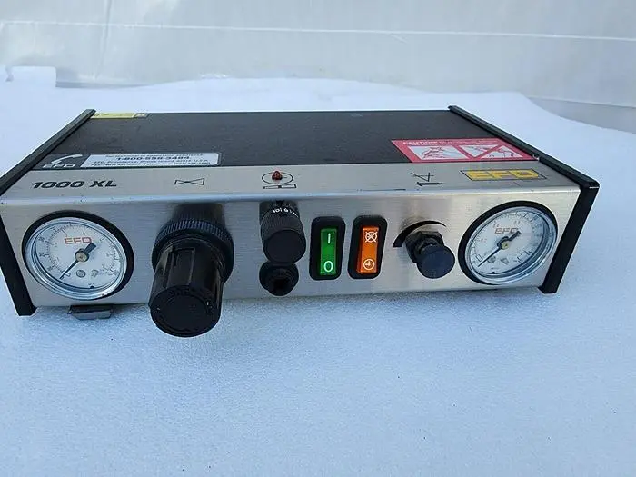 EFD 1000XL Electronic Fluid Adhesive Dispenser