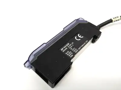 Used KEYENCE Digital Pressure Sensor Amplifier Pressure Switches Michigan US | Maverick Industrial Sales #1463510