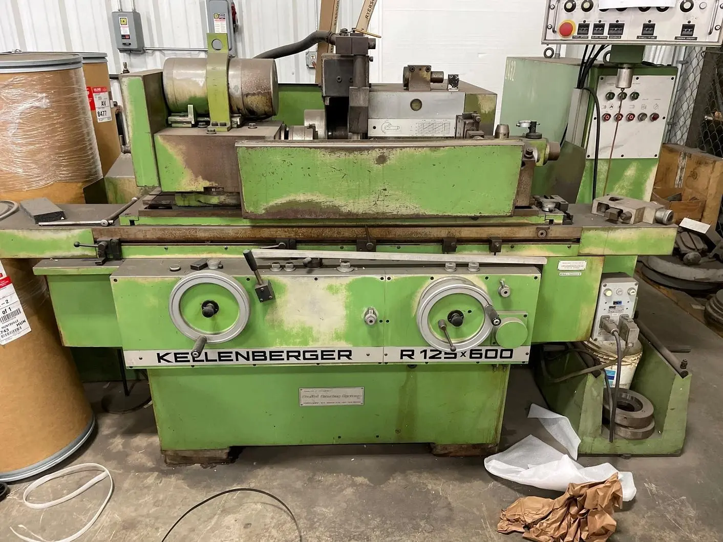 9.8" x 23.6" KELLENBERGER MODEL R-125X600 CYLINDRICAL GRINDER