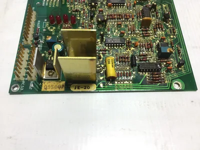 Miller Electric Y310904 Control Board Z095007C000-2 Free Shipping Great Deal