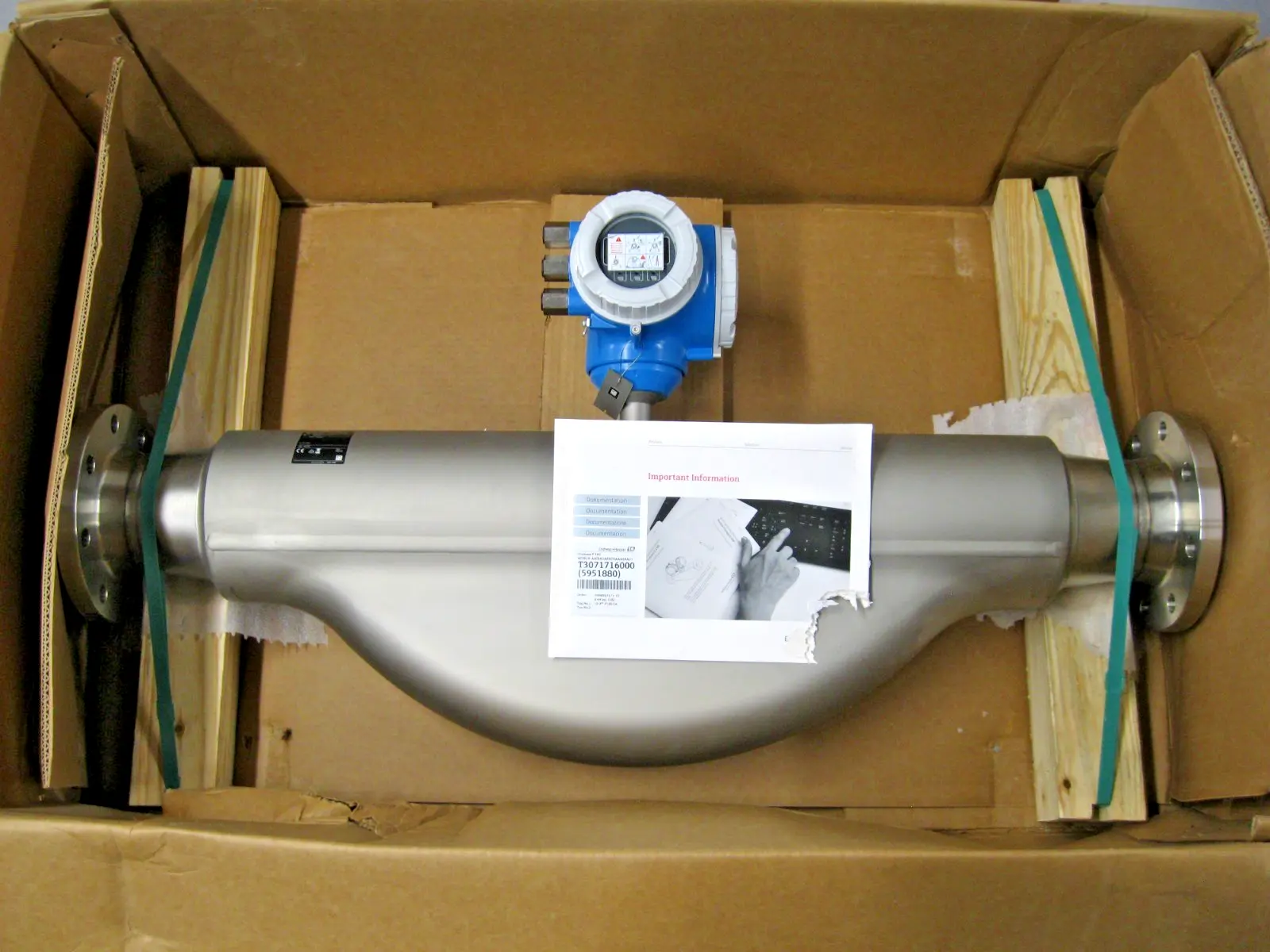 NEW Endress+Hauser 8F3B1H-UC33/142