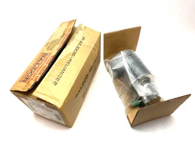 NEW BALDOR RELIANCE RIGHT ANGLE GEARMOTOR, 0.38HP, 3-PH, 75:1 RATIO