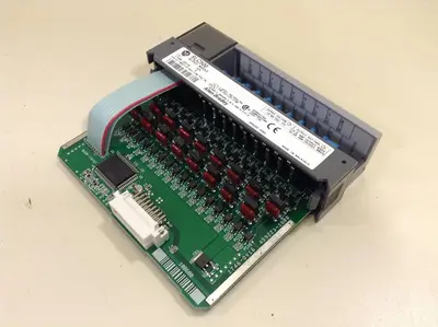 USED ALLEN BRADLEY 1746-OV16 SER C