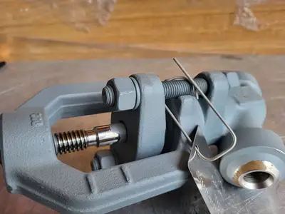 1" 1500 PSI Gate Valve