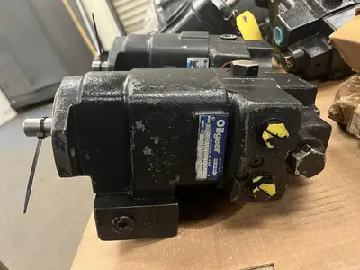 USED OIL GEAR PVWH10RDAYCNNNTKCP