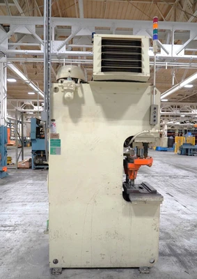 USED 2000 GREENERD PRESSES GREENERD HCA-40-30R8 PRESS