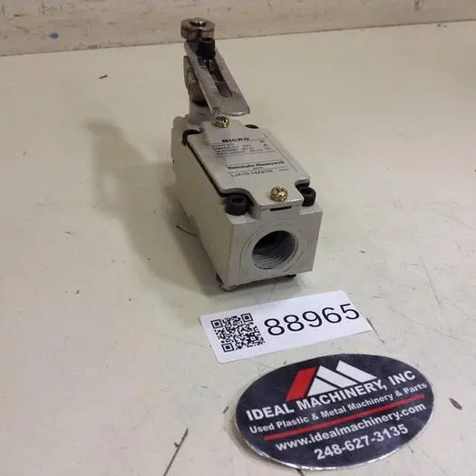 Used YAMATAKE LJA10-14A21N Relays & Switches Michigan US | Ideal Machinery #706147