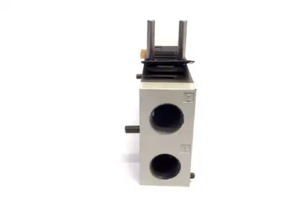 USED NUMATICS DOUBLE Z-BOARD VALVE BLOCK PNEUMATIC MANIFOLD