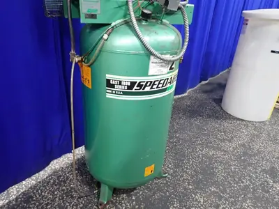Used SPEEDAIRE 5F5652 Lubricated Reciprocating Air Compressors Ohio US | HGR 24 #916949