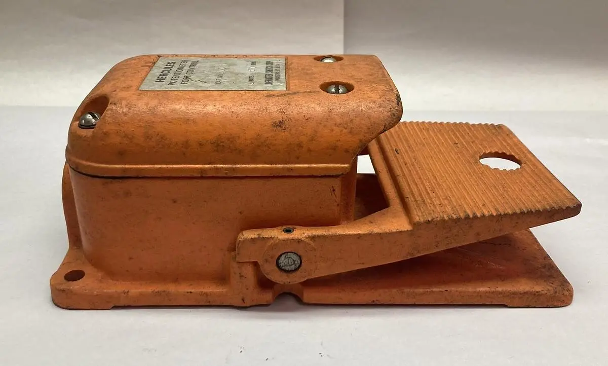 Used LINEMASTER 500-AN Miscellaneous Equipment (Electrical & Power) | Surplus Asset Holdings #1202761