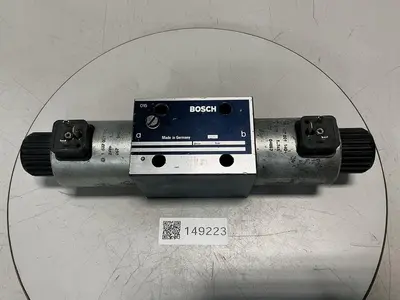 USED BOSCH 0 810 001 484