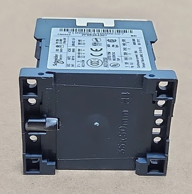 NEW Schneider 036324