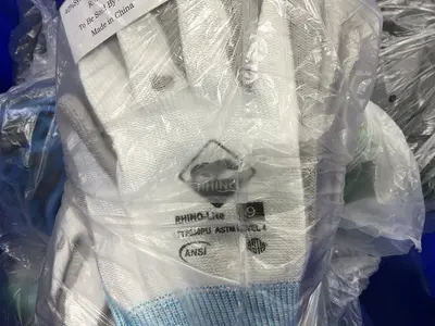 Used _UNKNOWN_ _UNKNOWN_ Gloves Ohio US | HGR 24 #1370182