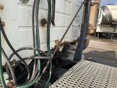 Used 2005 VOLVO TBD Conventional trucks Michigan US | Miedema Asset Management Group #1363375