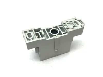 USED COOPER BUSSMANN POWER DISTRIBUTION BLOCK 600V 175A