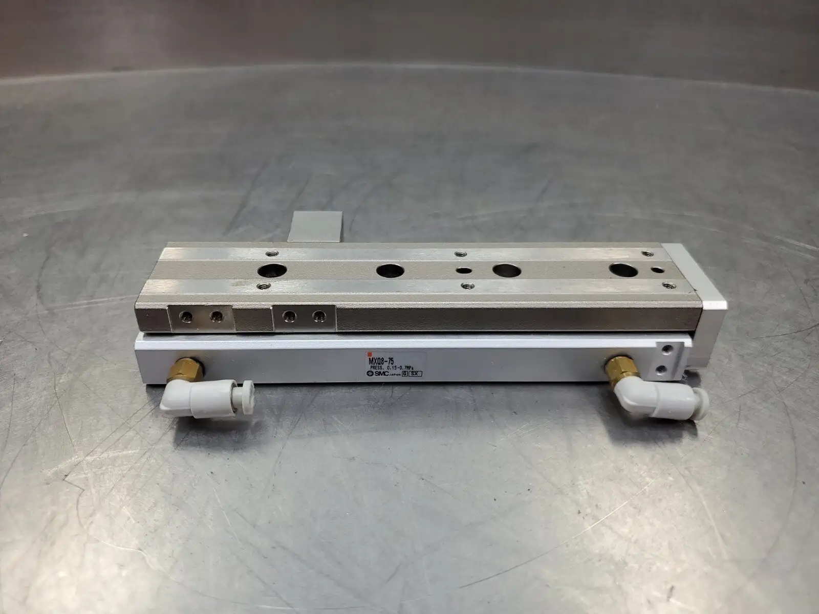 SMC MXQ8-75 COMPACT HYDRAULIC SLIDE 0.15-0.7MPA. 6E-1