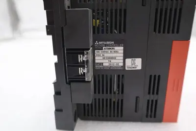 NEW MITSUBISHI A173UHCPU MOTION CONTROLLER W/ A178B-S1 8-SLOT BASE UNIT #L-701