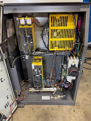 2014 FANUC M900IB/700 6 Axis Robots | K.B. Industries LLC (3)