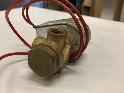 New | in-Stock ASCO 8320A172 Solenoid Valves Ohio US | Surplus Asset Holdings #1246776
