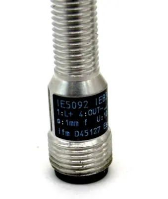 NEW IFM EFECTOR IE5092 INDUCTIVE SENSOR IEB3001-ANOG/US-100-DNS