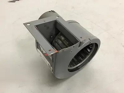 USED DAYTON 4C446