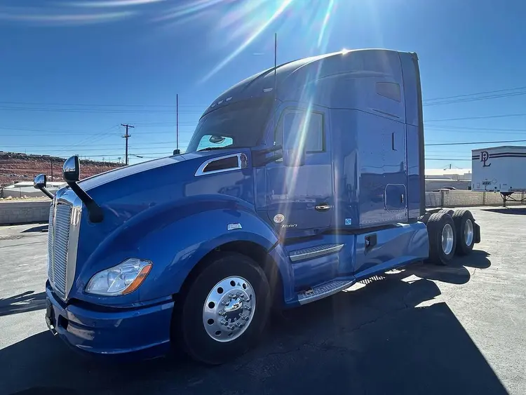 Used 2020 KENWORTH T680 Conventional trucks Utah US | Berry Machinery #908357