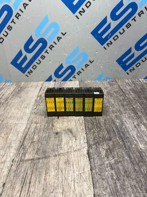 SIEMENS 6ES7 138-4FA04-0AB0 Electrical/PLC/Automation | ESS Industrial Equipment Sales (1)