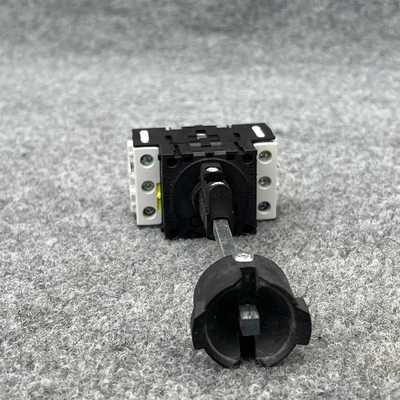 Used Baco Controls 172000 Disconnects California US | Davliegogo LLC #1707949