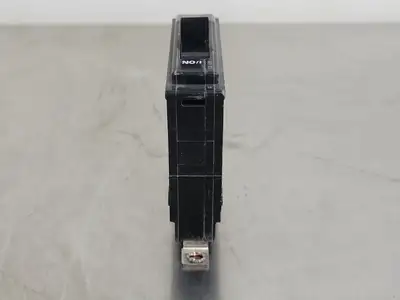 USED SQUARE D QOB120