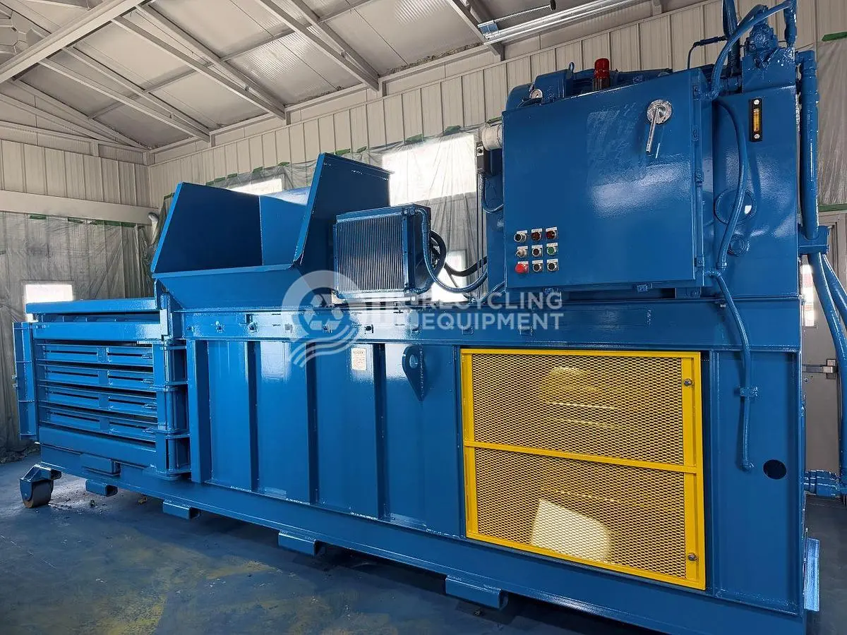 USED MARATHON SE 503042-830 CLOSED DOOR HORIZONTAL BALER